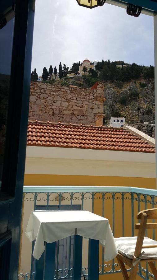 Albatros Hotel Symi Exterior photo
